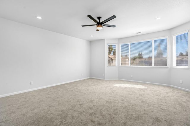 9358 N Winery Avenue, Fresno, CA 93720