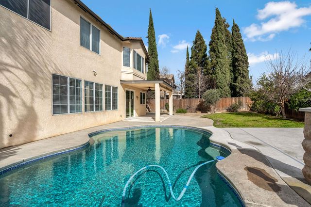 9358 N Winery Avenue, Fresno, CA 93720