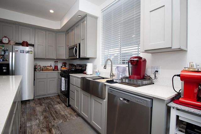 221 W Herndon Ave Spc 99, Fresno, CA 93650