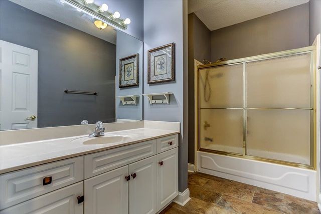 8458 US 70 HWY, Bartlett, TN 38002