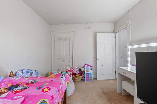 1334 Ladoga St, Sheraden, PA 15204