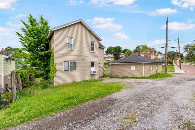 1334 Ladoga St, Sheraden, PA 15204
