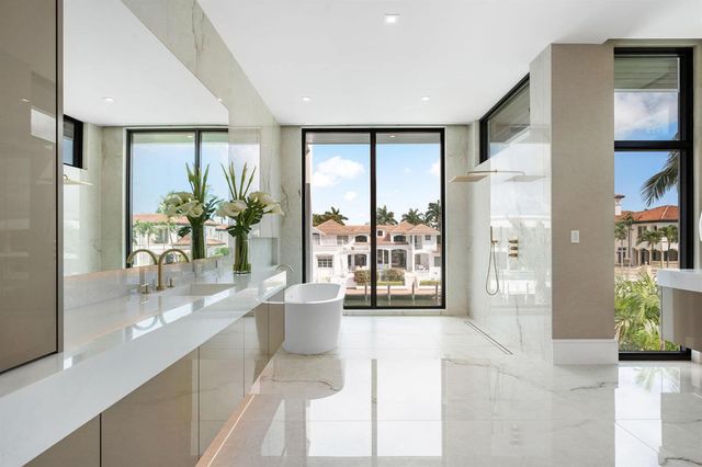 169 W Coconut Palm Road, Boca Raton, FL 33432