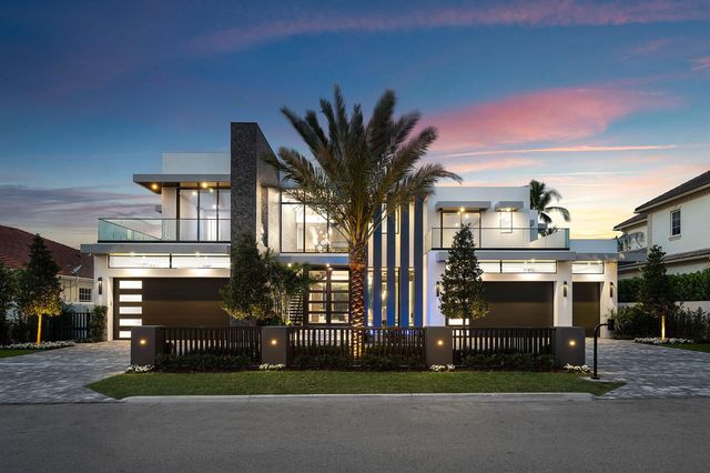 169 W Coconut Palm Road, Boca Raton, FL 33432
