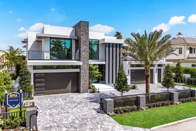 169 W Coconut Palm Road, Boca Raton, FL 33432