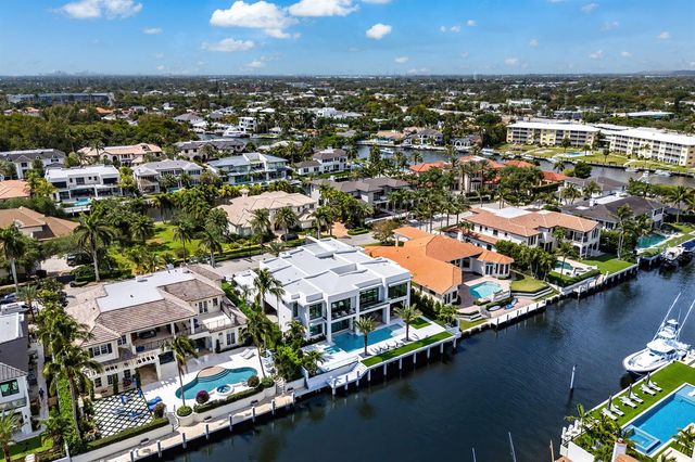 169 W Coconut Palm Road, Boca Raton, FL 33432