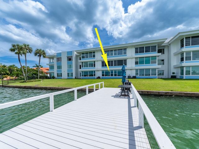 770 ISLAND WAY N103, Clearwater Beach, FL 33767