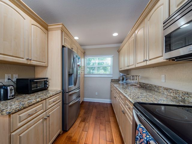 770 ISLAND WAY N103, Clearwater Beach, FL 33767