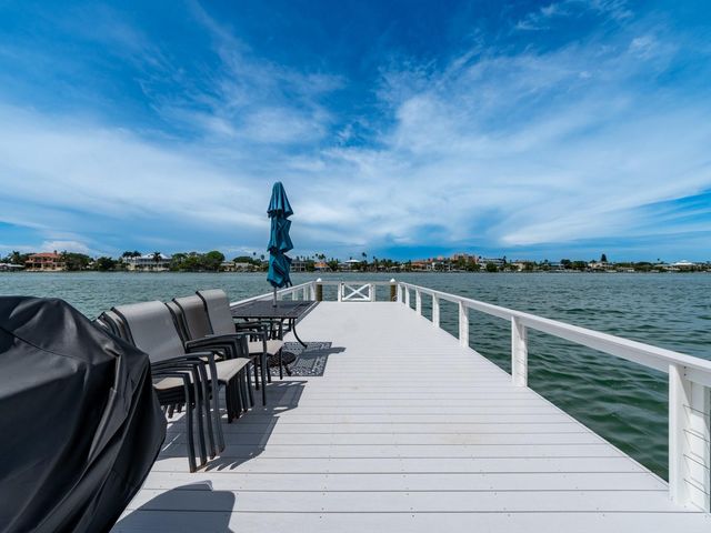 770 ISLAND WAY N103, Clearwater Beach, FL 33767