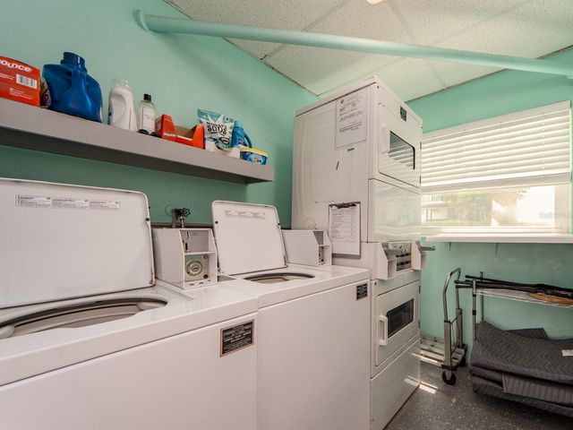 770 ISLAND WAY N103, Clearwater Beach, FL 33767