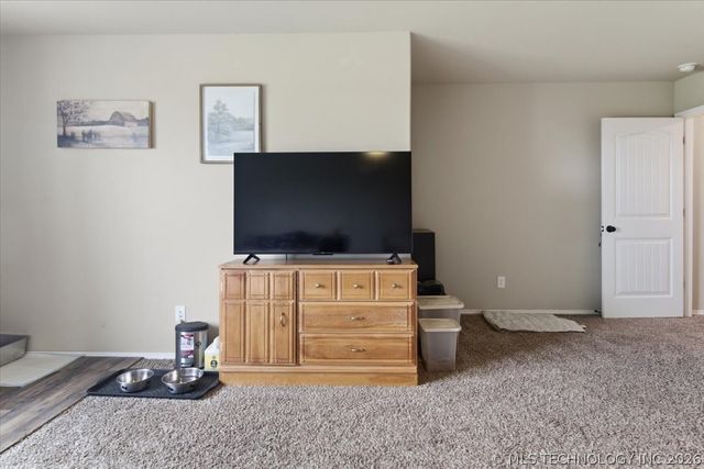30104 Gale Avenue, Inola, OK 74036
