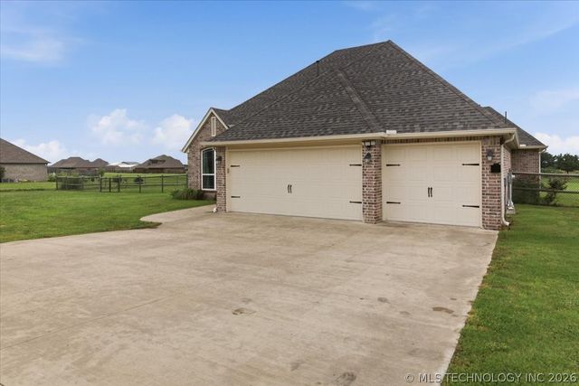 30104 Gale Avenue, Inola, OK 74036
