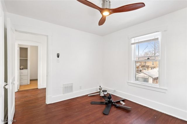 334 Mistletoe Avenue, Youngstown, OH 44511