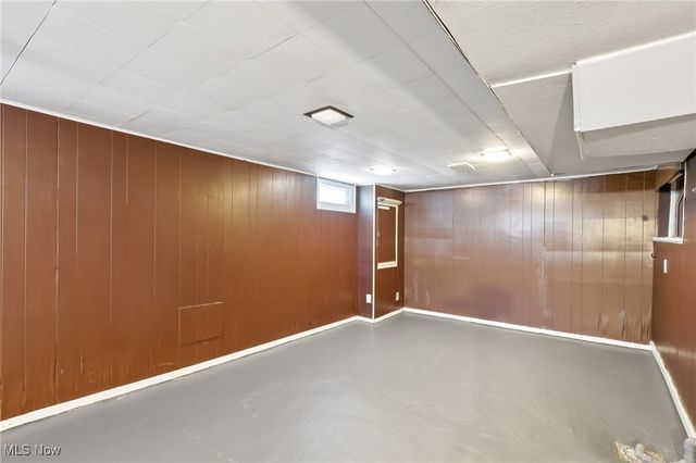 334 Mistletoe Avenue, Youngstown, OH 44511