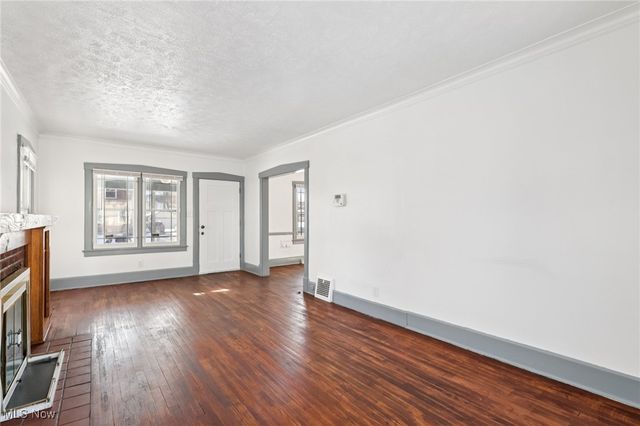 334 Mistletoe Avenue, Youngstown, OH 44511