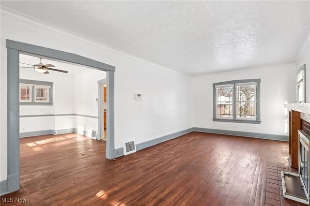 334 Mistletoe Avenue, Youngstown, OH 44511