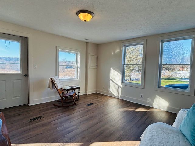 293 Central Street, Sheldon, VT 05483