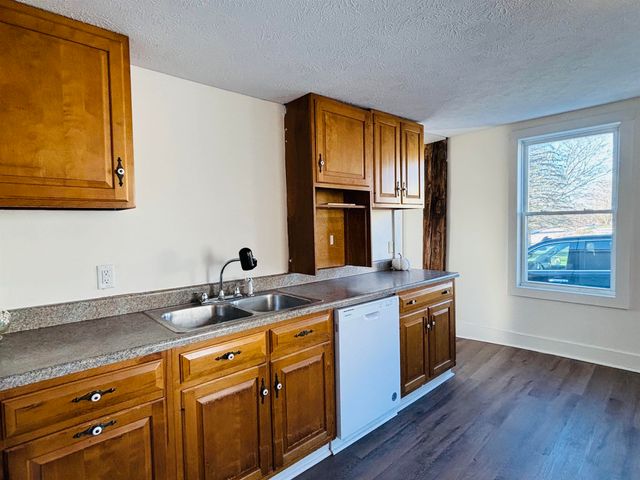 293 Central Street, Sheldon, VT 05483