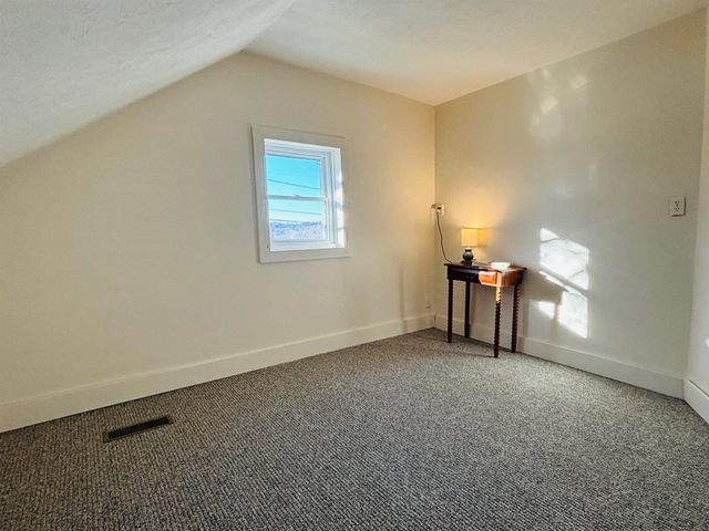 293 Central Street, Sheldon, VT 05483