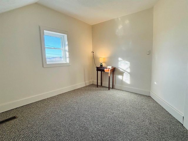 293 Central Street, Sheldon, VT 05483