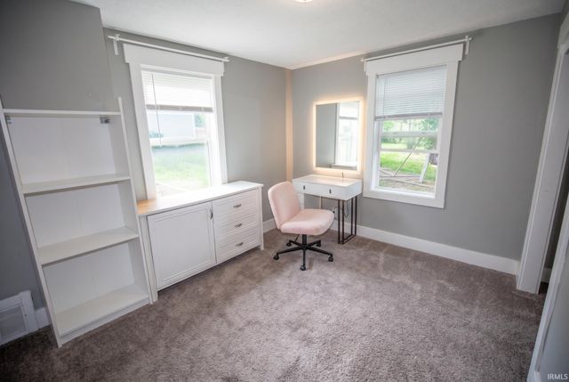 214 E Oakside Street, South Bend, IN 46614