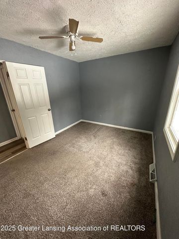 6444 Sommerset Road, Lansing, MI 48911