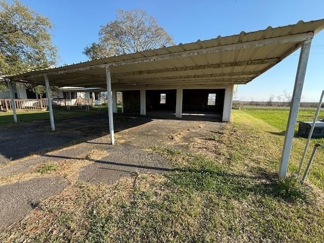 33955 Fm-365, Nome, TX 77629