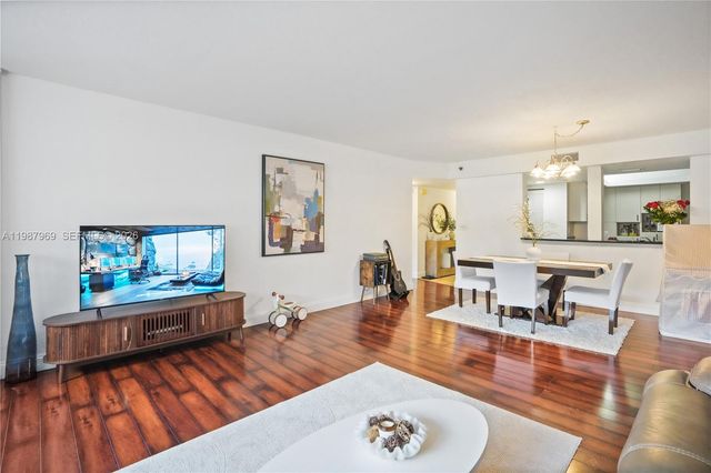 3200 N Port Royale Dr N 210, Fort Lauderdale, FL 33308