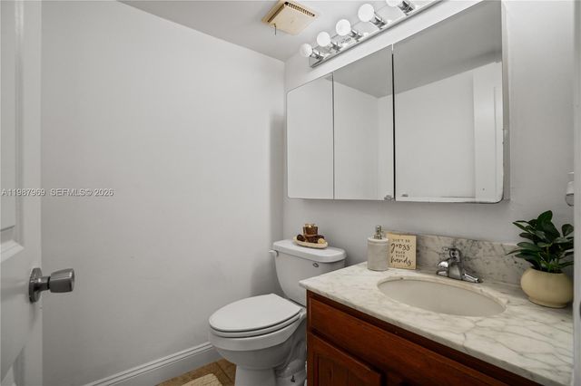 3200 N Port Royale Dr N 210, Fort Lauderdale, FL 33308