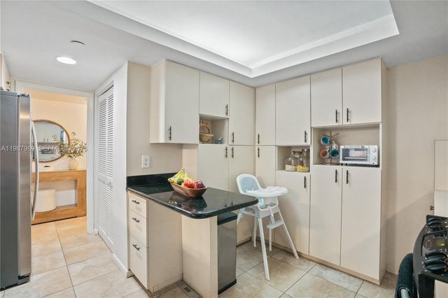 3200 N Port Royale Dr N 210, Fort Lauderdale, FL 33308