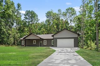 74777 Ridgeway Drive, Lawton, MI 49065