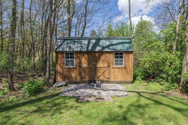 37 Summerset Drive, Kalamazoo, MI 49009