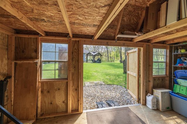 37 Summerset Drive, Kalamazoo, MI 49009