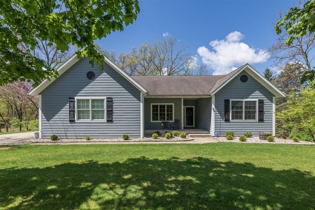 37 Summerset Drive, Kalamazoo, MI 49009