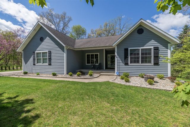 37 Summerset Drive, Kalamazoo, MI 49009