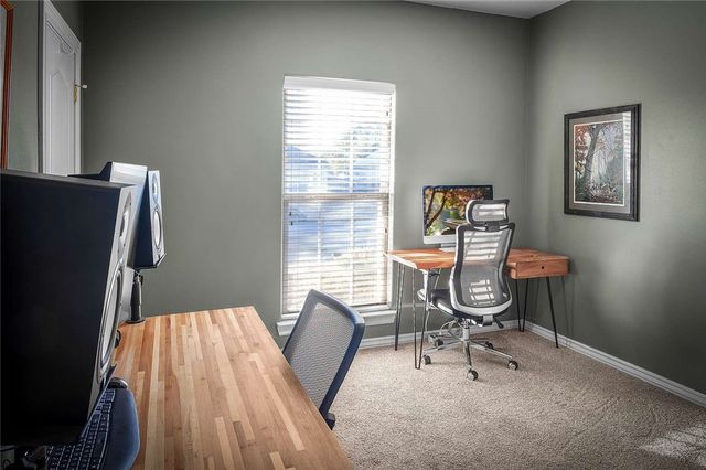 1506 N Cannondale Drive, Fayetteville, AR 72704