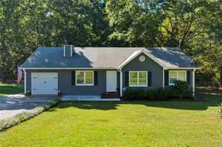 20 Black Jack Mountain SW Circle, Cartersville, GA 30120