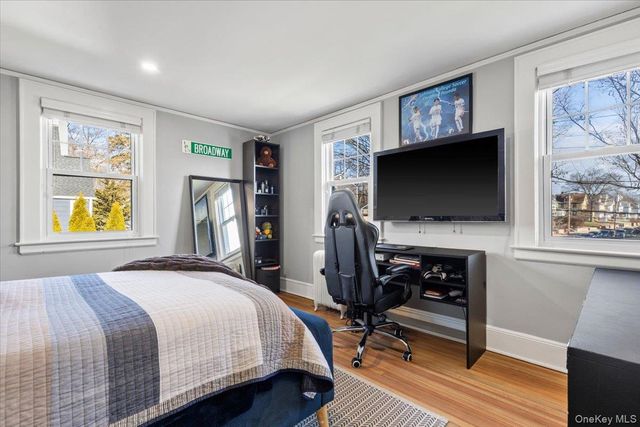 8 Glen Avenue, Port Chester, NY 10573