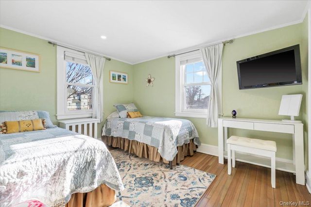 8 Glen Avenue, Port Chester, NY 10573