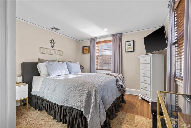 8 Glen Avenue, Port Chester, NY 10573