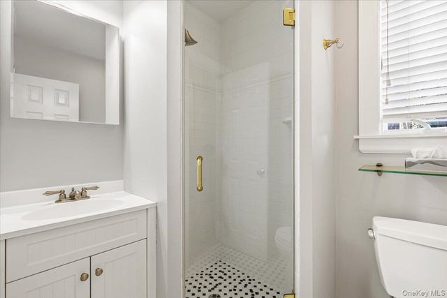 8 Glen Avenue, Port Chester, NY 10573