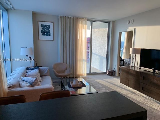 17315 Collins Ave 2105, Sunny Isles Beach, FL 33160