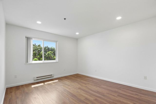 880 E Fremont Avenue 728, Sunnyvale, CA 94087