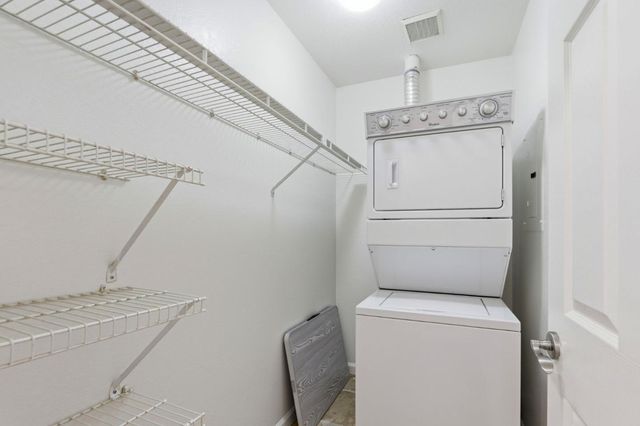 880 E Fremont Avenue 728, Sunnyvale, CA 94087