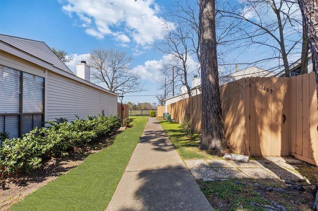 6401 Deihl Road 1401, Houston, TX 77092