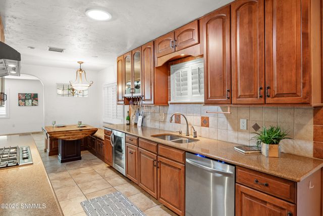 4253 Colt Road, Las Cruces, NM 88011