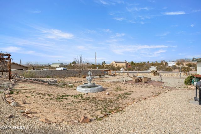 4253 Colt Road, Las Cruces, NM 88011