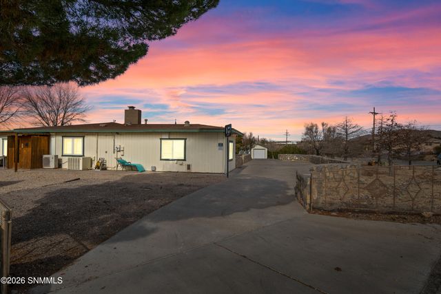 4253 Colt Road, Las Cruces, NM 88011
