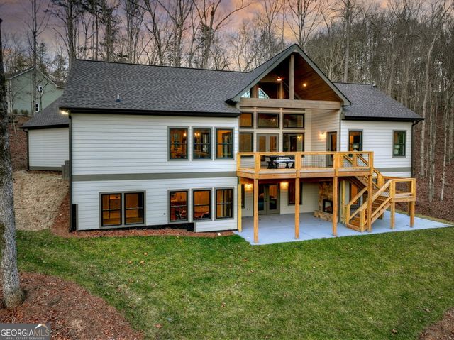 158 Tree Line Lane, Ellijay, GA 30536