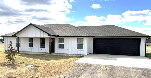 67 PR 43794, Paris, TX 75462